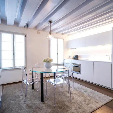 Palazzo Morosini Degli Spezieri - Lifestyle Apartamento