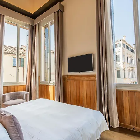 Palazzo Morosini Degli Spezieri - Lifestyle Apartment Venice
