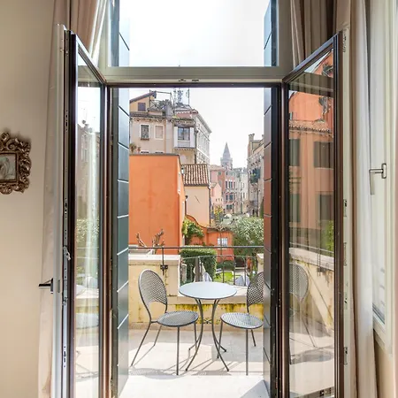 Apartment Palazzo Morosini Degli Spezieri - Lifestyle Venice