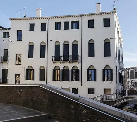 Appartamento Palazzo Morosini Degli Spezieri